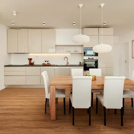 Apartment Sun Hills 4 Split