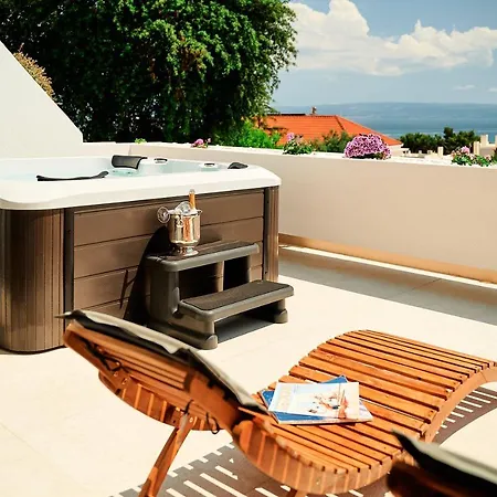 Apartment Sun Hills 4 *